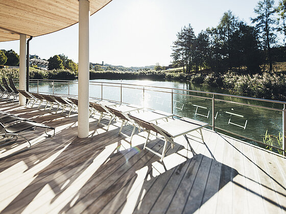 Der Naturteich in der Therme Loipersdorf