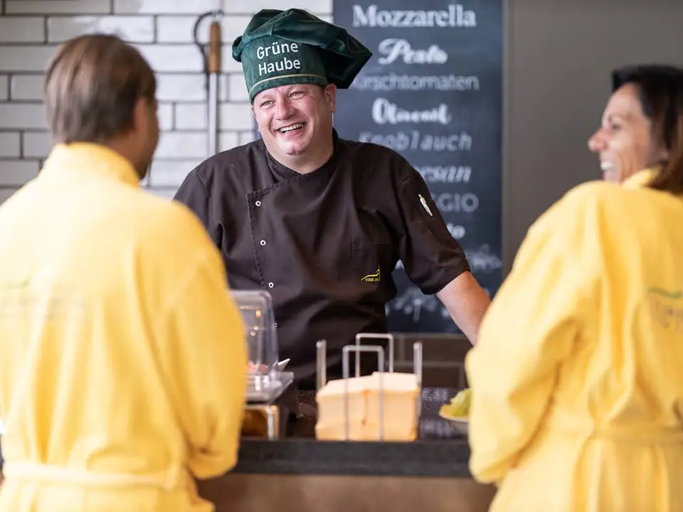 Chef at Restaurant Zum Horst with the Grüne Haube award.