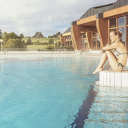 Thermenbad_Aussenbereich_ThermenresortLoipersdorf