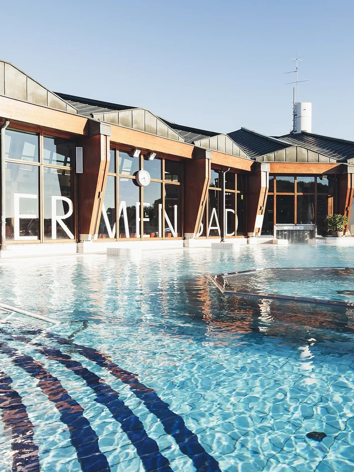 Thermenbad (c) Thermenresort Loipersdorf
